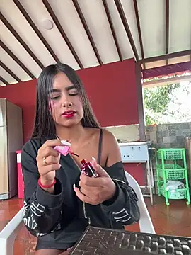SAMY_AND_ARI élő XXX-chatje