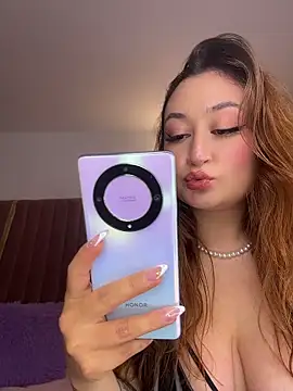 SalomeFlores Adlı Modelin Canlı Sohbet Odası