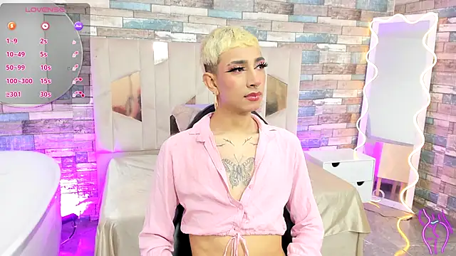 Webkamerová show CYRUS_TAY