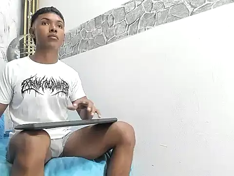 lonjitas_twink_hot Live XXX Chat