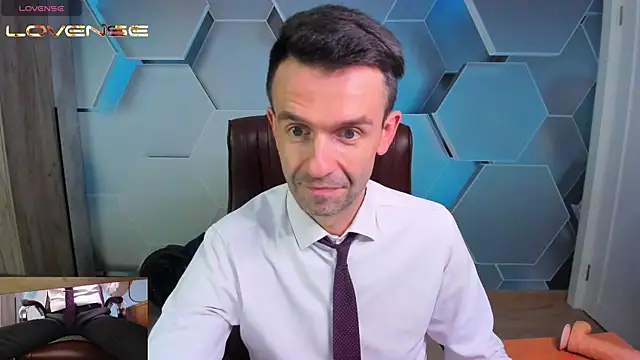 Онлайн чат XXX SteveTiger