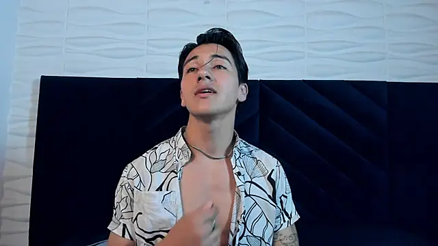 Andy_Joy_ Adlı Modelin Canlı XXX Sohbeti
