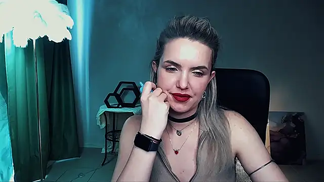 AliceSmite Webcam Show