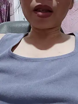 Jonaa99 在線直播表演