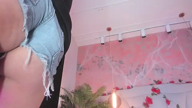 Chatroom XXX en direct de ValerySex_
