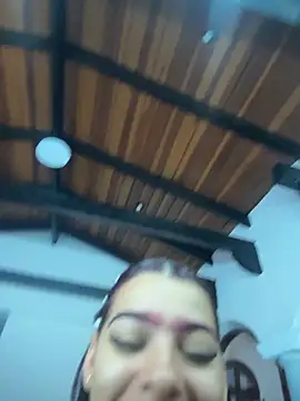 TiaraRosse Obrolan Langsung XXX
