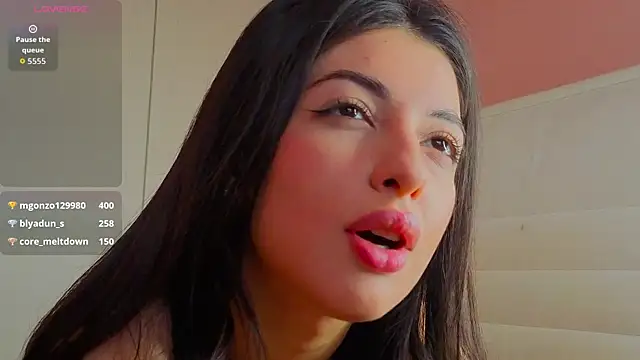 SwitieKiss 라이브 XXX 채팅