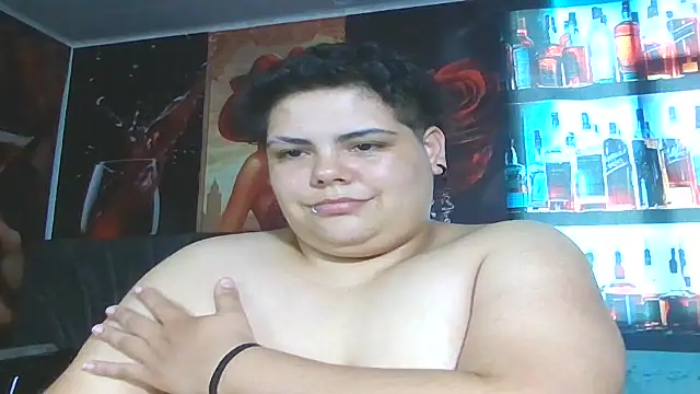 Chat XXX en directo de Hailey_Curvy
