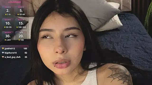 chloe_bluee_: απευθείας συνομιλία ΧΧΧ