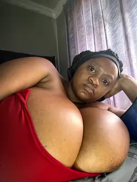 Chubbykarisma27 Adlı Modelin Canlı XXX Sohbeti
