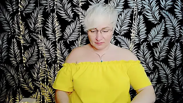 Olivia_playful: απευθείας συνομιλία ΧΧΧ