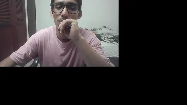SrIncognito666's Webcam Show
