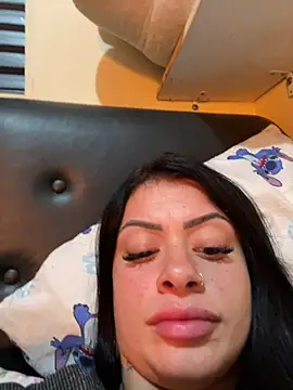 Show de belababyy na webcam
