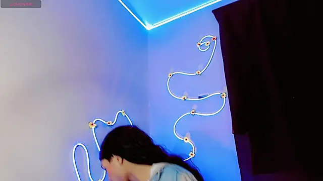 Show modela fer_sophia na web-kameri
