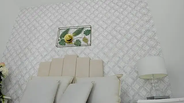 Chat +18 de CannelaSmith ao vivo
