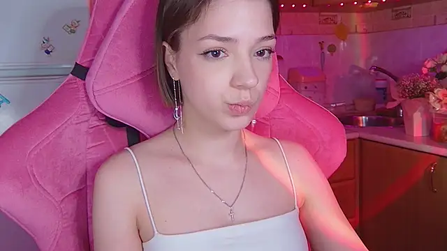 PamBeesly Adlı Modelin Canlı XXX Sohbeti