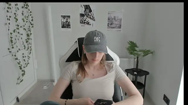 Chat +18 de Star_Nellie ao vivo