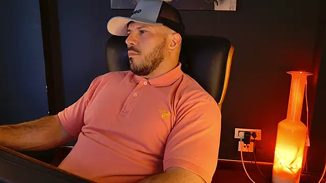 AngeloEric Chat XXX live
