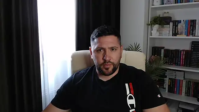 Gold_Alpha_Boy Chat XXX live