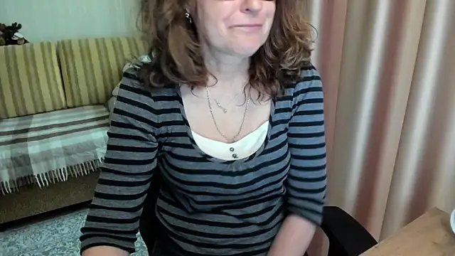 lauraoven – Live XXX-chat