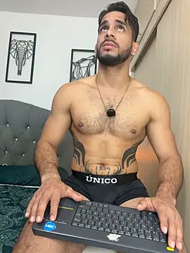 Maximiliano_ford Live XXX-chat