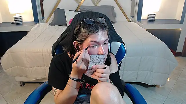 lilith_ayanami's Webcam Show