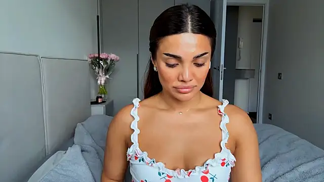 Chat +18 de MelindaReny ao vivo