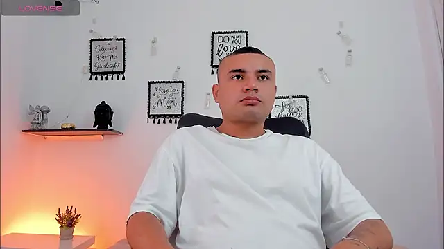 Show de DamianBlazze na webcam
