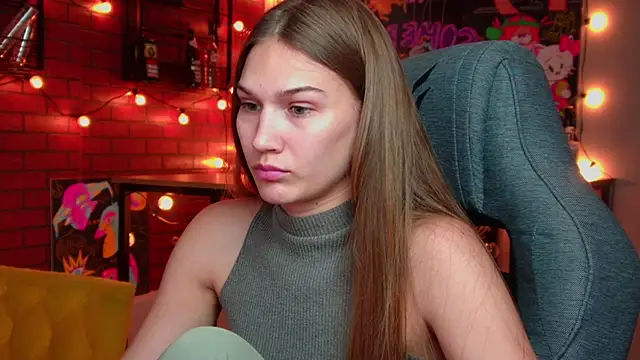 Chat +18 de Sweet_Emilya ao vivo