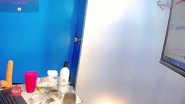 Isabella_Kirk_ Chat XXX live