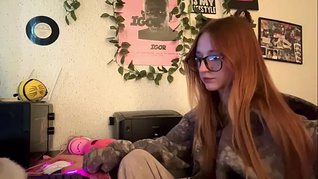 Sunshine_Kira Webcam Show
