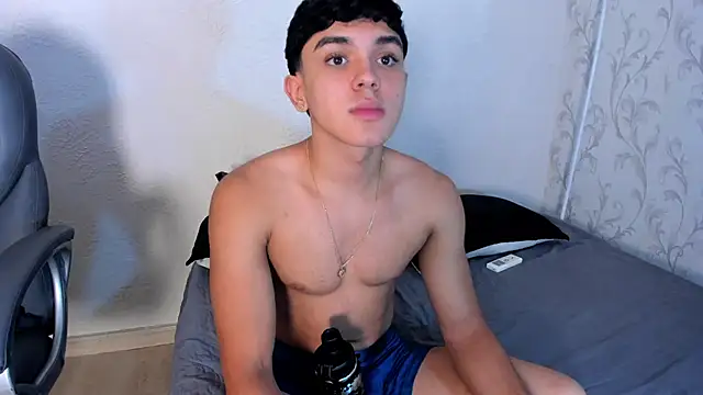 _TaylorBlack's Live XXX Chat