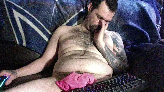 KinkyTOMan: διαδικτυακό σόου στην κάμερα
