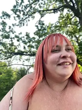 LadyDreams11's Live XXX Chat