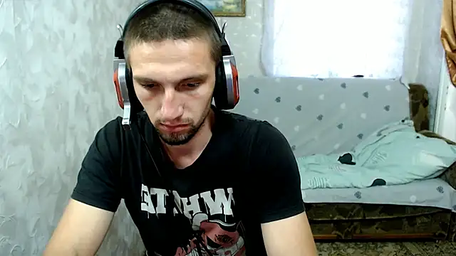 Show modela Alexilon na web-kameri