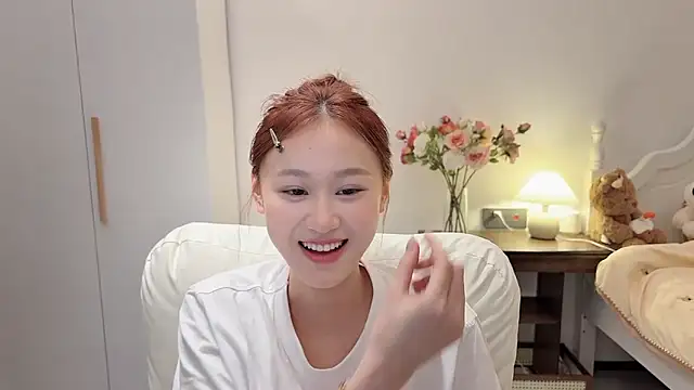 Hu-uzzzZ Pertunjukan Webcam