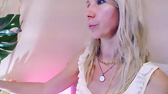 OLIVIA_CANDY Webcam Show