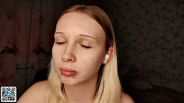 LadaArch Live XXX Chat