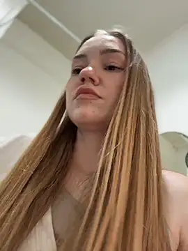 Czat XXX na żywo – MilaMoone