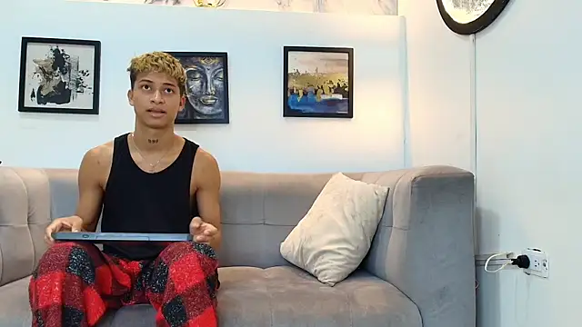 Chat XXX ao vivo de GOLD_BOYS