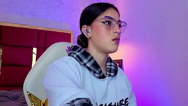 moon_winy Adlı Modelin Canlı XXX Sohbeti