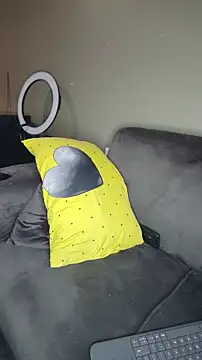 FreakySag_8888 élő XXX-chatje