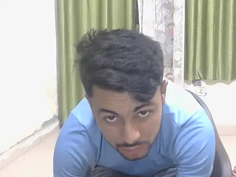 Czat XXX na żywo – Stubborndesiboy