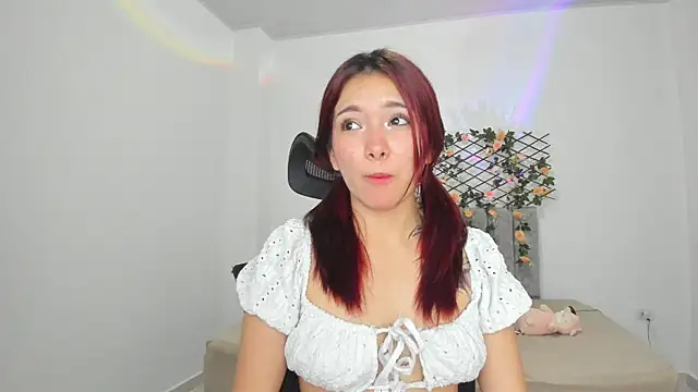 Hanni_Dulce élő XXX-chatje