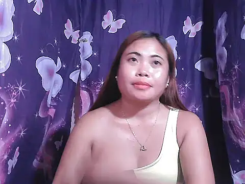 Hot_Samantha4u Adlı Modelin Canlı XXX Sohbeti