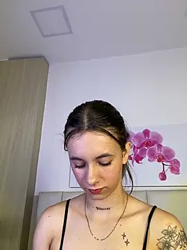 JuliaColemann – Naživo XXX chat