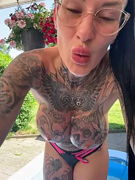 MeganWitch webcam show