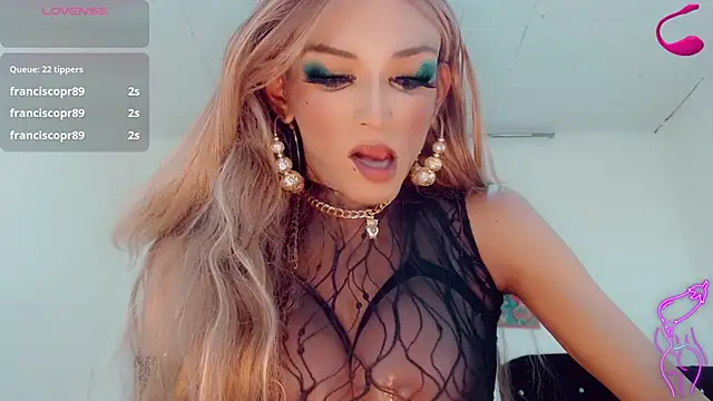Oriana_braomのウェブカメラショー