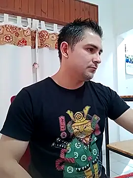 Онлайн чат XXX Bradd_32