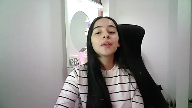 aineangeel's Live XXX Chat